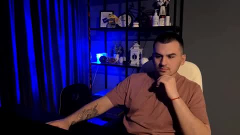 Snapshot of alexray20 chatting on March 2026 06:14:02 PM Alex online show from March 2026 06:14:02 PM