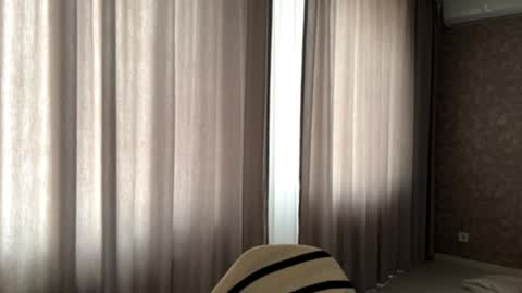 Snapshot of alexray20 chatting on March 2026 08:09:01 AM Alex online show from March 2026 08:09:01 AM