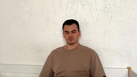 Snapshot of alexray20 chatting on April 2026 10:38:01 AM Alex online show from April 2026 10:38:01 AM