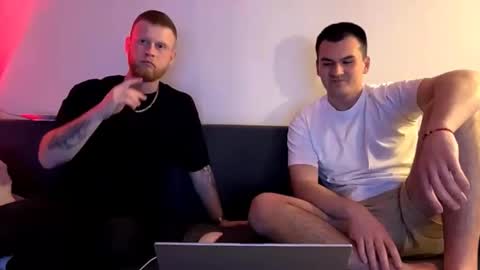 Snapshot of alexray20 chatting on April 2026 06:27:02 PM Alex online show from April 2026 06:27:02 PM