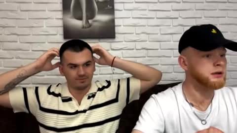 Snapshot of alexray20 chatting on April 2026 07:05:02 PM Alex online show from April 2026 07:05:02 PM