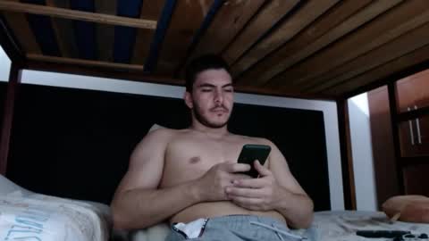 alexsb1998 online show from February 2025 06:22:02 AM