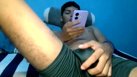 Snapshot of alexsexy1405 chatting on April 2026 03:34:02 AM alexsexy1405 online show from April 2026 03:34:02 AM