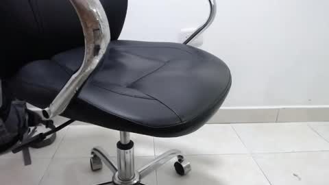 Alex online show from February 2025 10:44:02 PM