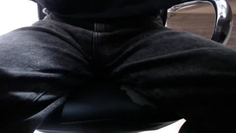 Alex online show from February 2025 10:01:01 PM