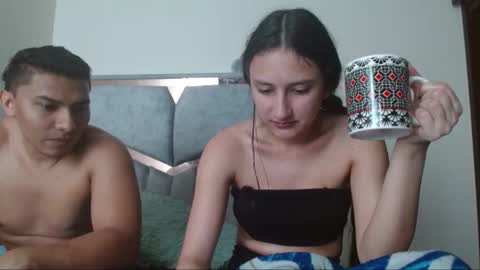 Snapshot of alexvsluisa chatting on December 2025 03:07:01 PM alex y luisa online show from December 2025 03:07:01 PM