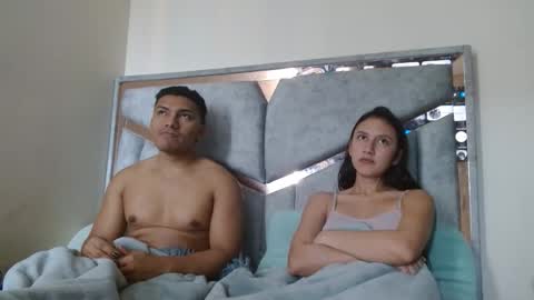 Snapshot of alexvsluisa chatting on March 2026 03:46:01 PM alex y luisa online show from March 2026 03:46:01 PM