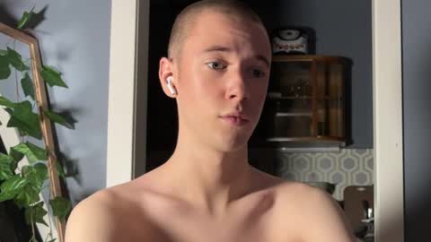 Snapshot of alexwos chatting on December 2024 07:54:02 PM Alex online show from December 2024 07:54:02 PM