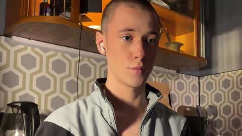 Snapshot of alexwos chatting on December 2024 10:18:01 PM Alex online show from December 2024 10:18:01 PM