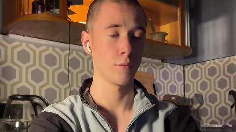 Snapshot of alexwos chatting on December 2024 12:01:02 AM Alex online show from December 2024 12:01:02 AM