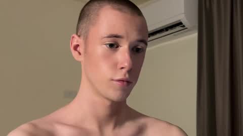 Snapshot of alexwos chatting on December 2024 04:36:02 AM Alex online show from December 2024 04:36:02 AM