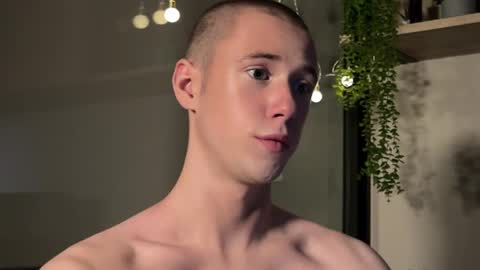 Snapshot of alexwos chatting on January 2025 08:41:01 AM Alex online show from January 2025 08:41:01 AM