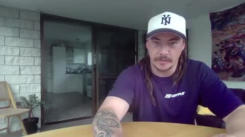 Snapshot of alexx1169 chatting on April 2026 04:45:02 AM Alex online show from April 2026 04:45:02 AM