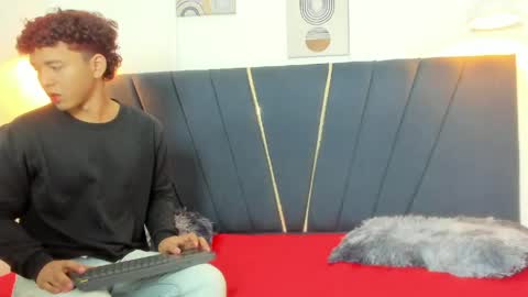 Snapshot of alexx_cum18 chatting on April 2026 03:20:01 PM alexx_cum18 online show from April 2026 03:20:01 PM
