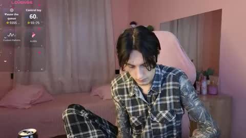 Alex online show from November 2025 12:16:01 PM