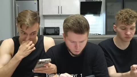 Snapshot of alexxx_d chatting on May 2026 08:58:02 PM AlexDimaIgor online show from May 2026 08:58:02 PM