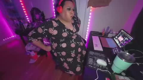 Snapshot of alexxxis2011x3 chatting on January 2025 03:27:02 AM alexxxis2011x3 online show from January 2025 03:27:02 AM