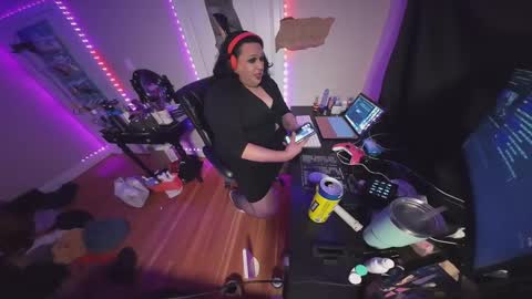 Snapshot of alexxxis2011x3 chatting on January 2025 06:28:01 AM alexxxis2011x3 online show from January 2025 06:28:01 AM