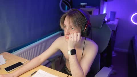 Snapshot of alexycutie chatting on March 2026 01:16:02 PM Alexycutie online show from March 2026 01:16:02 PM