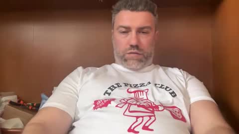 Snapshot of alfali chatting on April 2026 11:42:01 AM alfali online show from April 2026 11:42:01 AM