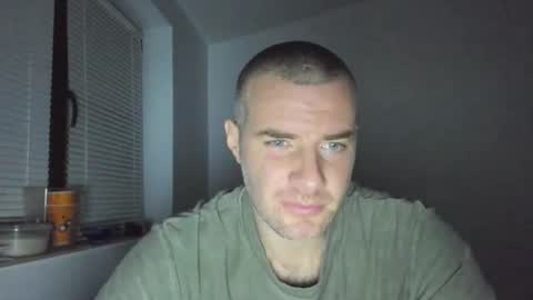 alfiesolomons87 online show from December 2024 08:33:01 PM