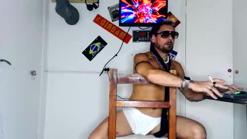 Snapshot of alfredopantuso chatting on April 2026 05:08:02 AM alfredopantuso online show from April 2026 05:08:02 AM