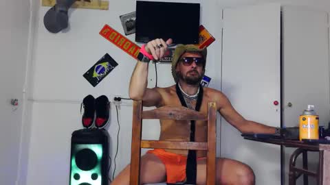 Snapshot of alfredopantuso chatting on April 2026 07:19:02 PM alfredopantuso online show from April 2026 07:19:02 PM