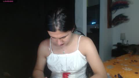 Snapshot of alguien_mas01 chatting on February 2026 03:06:01 AM cami online show from February 2026 03:06:01 AM