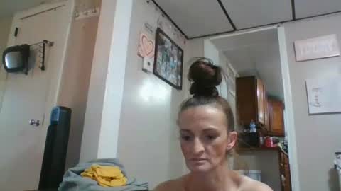 ali_tayler online show from October 2025 01:11:01 PM