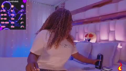 Snapshot of aliana_ross chatting on October 2025 08:36:02 AM aliana_ross online show from October 2025 08:36:02 AM