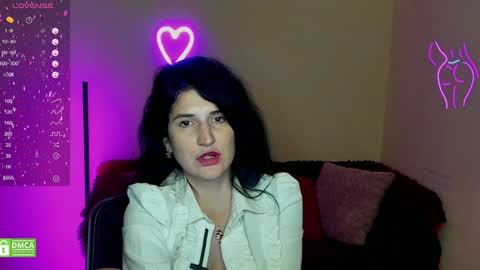 Snapshot of alianna_solo_kiss chatting on January 2025 01:11:01 PM Alianna online show from January 2025 01:11:01 PM