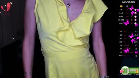 Snapshot of alianna_solo_kiss chatting on February 2025 06:35:01 AM Alianna online show from February 2025 06:35:01 AM