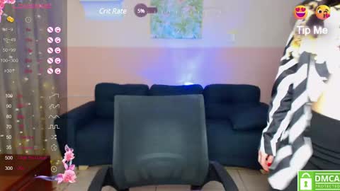 Snapshot of alianna_solo_kiss chatting on March 2025 12:26:02 PM Alianna online show from March 2025 12:26:02 PM