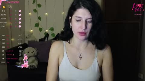 Snapshot of alianna_solo_kiss chatting on March 2025 09:44:02 AM Alianna online show from March 2025 09:44:02 AM