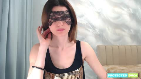 Snapshot of alica_webcam chatting on May 2026 07:22:02 PM Alice online show from May 2026 07:22:02 PM