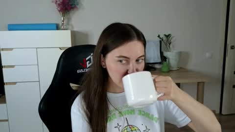 Alice online show from September 2025 04:39:01 PM