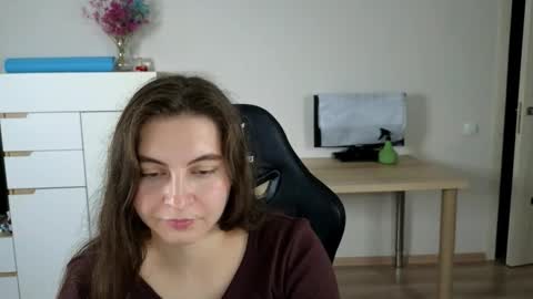 Alice online show from October 2025 10:19:01 PM