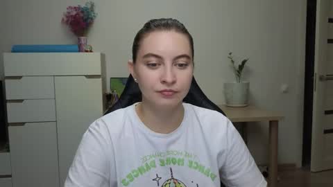 Alice online show from December 2025 04:45:02 PM