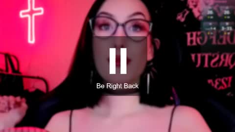 Snapshot of alice___mistress chatting on April 2026 12:58:02 AM Miss Alice online show from April 2026 12:58:02 AM