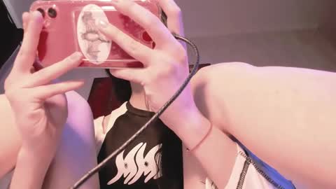 Snapshot of alice__aris chatting on January 2025 12:16:02 PM Alice Aris online show from January 2025 12:16:02 PM