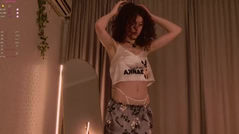 Snapshot of alice__grace_ chatting on May 2026 11:10:02 PM your Alice online show from May 2026 11:10:02 PM