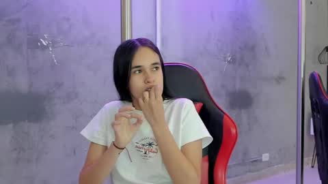 Alice Susan online show from June 2026 02:33:01 PM