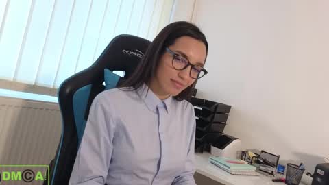 Snapshot of alice_bane chatting on February 2025 02:04:01 PM A R Y A  T I A online show from February 2025 02:04:01 PM