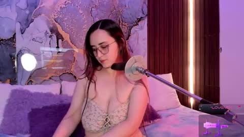 Snapshot of alice_cute77 chatting on November 2025 12:10:01 AM Mey online show from November 2025 12:10:01 AM