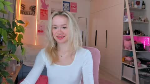 Snapshot of alice_forfun chatting on April 2026 03:06:02 AM Alichery online show from April 2026 03:06:02 AM