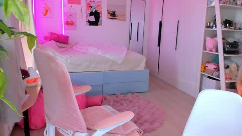 Snapshot of alice_forfun chatting on April 2026 03:20:02 AM Alichery online show from April 2026 03:20:02 AM