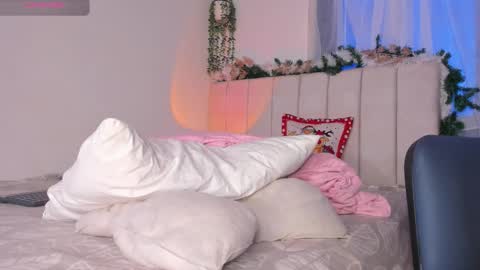 Snapshot of alice_guzman1 chatting on December 2025 03:17:02 PM ALICE Alice guzman online show from December 2025 03:17:02 PM