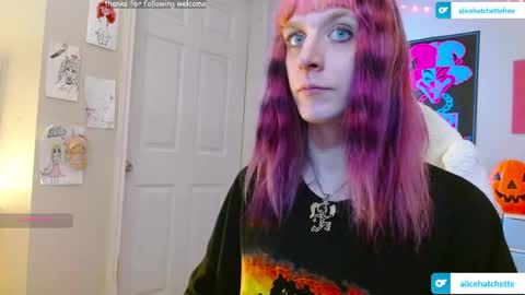 Alice Hatchette online show from May 2026 04:26:02 PM