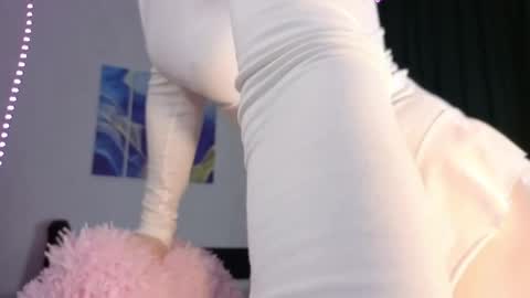 Snapshot of alice_liss_ chatting on April 2026 06:16:01 PM Alice online show from April 2026 06:16:01 PM