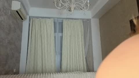 Snapshot of alice_liss_ chatting on May 2026 05:50:02 PM Alice online show from May 2026 05:50:02 PM